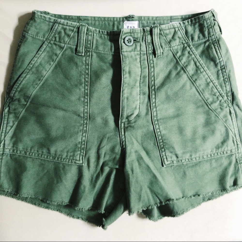 GAP High Rise Utility Shorts in Green with Raw Hem